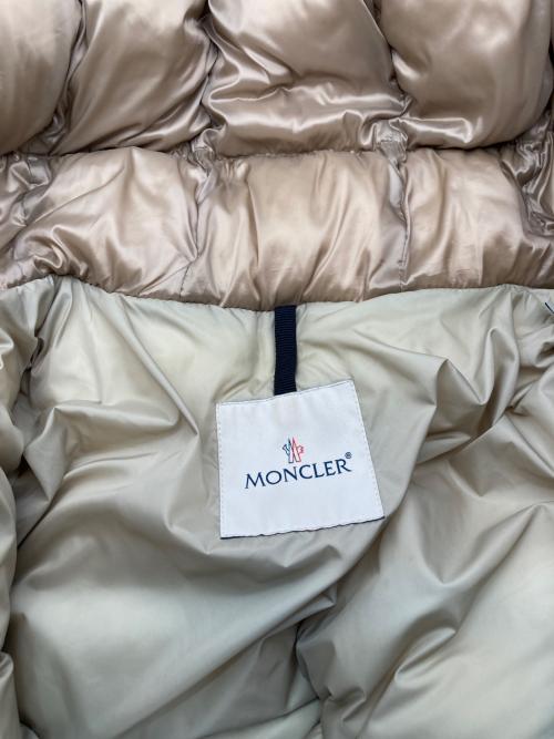 MONCLER（モンクレール）MONCLER (モンクレール) TINUVIELダウンコート ベージュ サイズ:3の古着・服飾アイテム