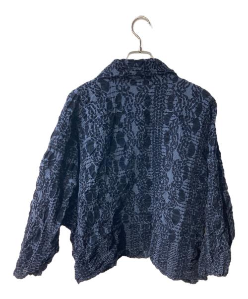 me ISSEY MIYAKE（ミーイッセイ ミヤケ）me ISSEY MIYAKE (ミーイッセイ ミヤケ) フロッキーカリフラワーシャツジャケット ブルー サイズ:ｻｲｽﾞ表記なしの古着・服飾アイテム
