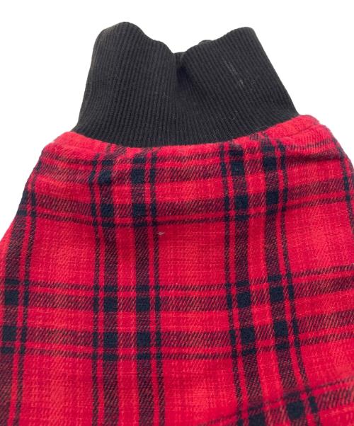 YARDSALE（ヤードセール）YARDSALE (ヤードセール) リバーシブルジップアップパーカー レッド×ブラック サイズ:XLの古着・服飾アイテム