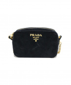 PRADAプラダ）の古着「ベロアチェーンショルダーバッグ」｜ブラック