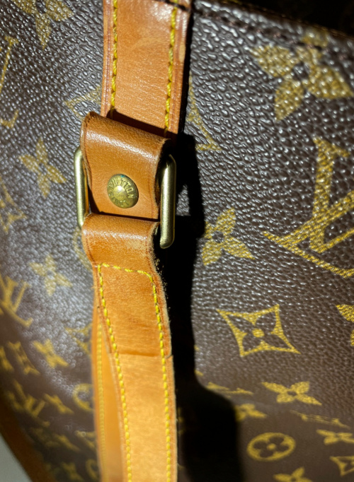 LOUIS VUITTON（ルイ ヴィトン）LOUIS VUITTON (ルイヴィトン) ショルダーバッグ ブラウン サイズ:下記参照 モノグラム M51108 MB1908の古着・服飾アイテム
