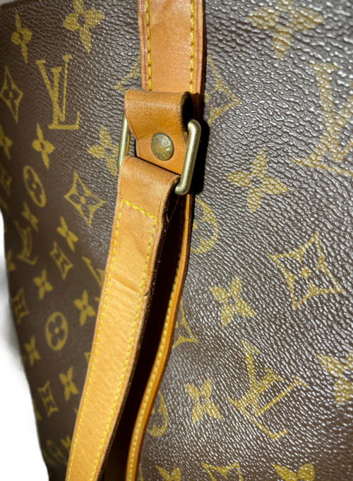 LOUIS VUITTON（ルイ ヴィトン）LOUIS VUITTON (ルイヴィトン) ショルダーバッグ ブラウン サイズ:下記参照 モノグラム M51108 MB1908の古着・服飾アイテム