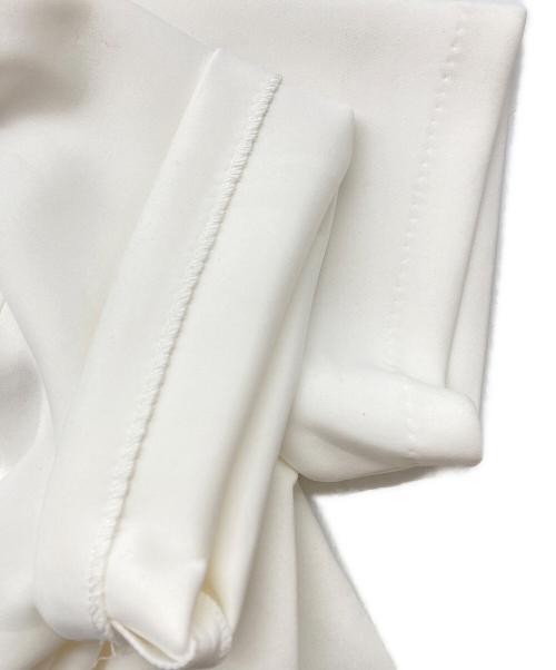 SETA ICHIRO（セタイチロウ）SETA ICHIRO (セタイチロウ) ポリエステル スポンジ ニット Vネック パフショルダー ロング フレア ワンピース ホワイト サイズ:2の古着・服飾アイテム