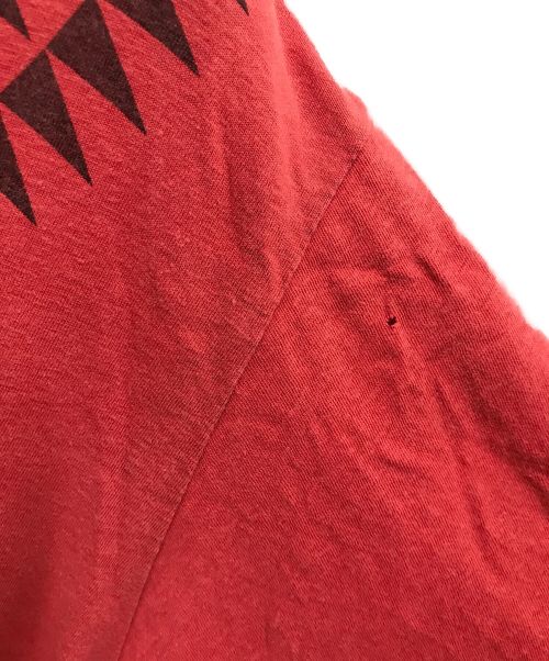 UNDERCOVERISM（アンダーカバーイズム）UNDERCOVERISM (アンダーカバーイズム) GIZ柄tee レッド サイズ:Mの古着・服飾アイテム