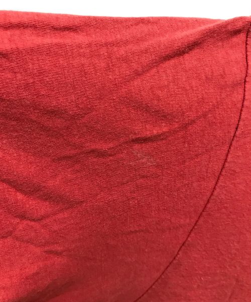 UNDERCOVERISM（アンダーカバーイズム）UNDERCOVERISM (アンダーカバーイズム) GIZ柄tee レッド サイズ:Mの古着・服飾アイテム