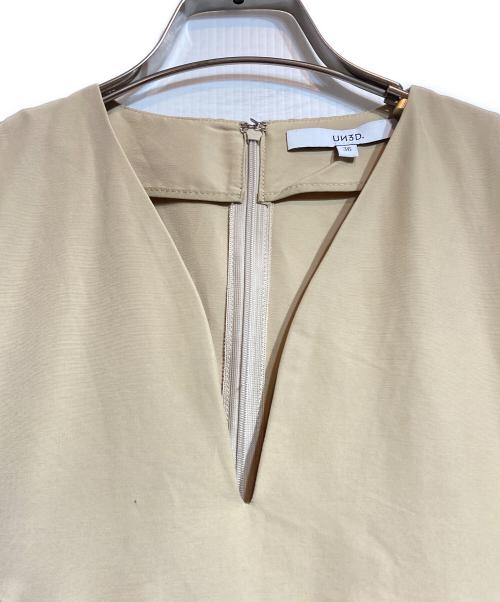 UN3D.（アンスリード）UN3D. (アンスリード) ワンピース ベージュ サイズ:36の古着・服飾アイテム