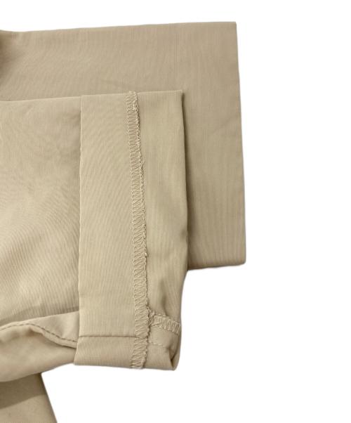 UN3D.（アンスリード）UN3D. (アンスリード) ワンピース ベージュ サイズ:36の古着・服飾アイテム