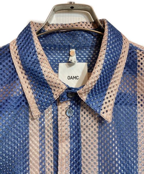 OAMC（オーエーエムシー）OAMC (オーエーエムシー) メッシュS/Sシャツ ブルー サイズ:Lの古着・服飾アイテム