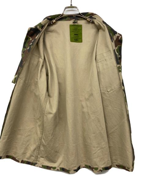 X-LARGE（エクストララージ）X-LARGE (エクストララージ) DISNEY (ディズニー) ディズニーコラボ カモ柄半袖シャツ グリーン サイズ:XLの古着・服飾アイテム