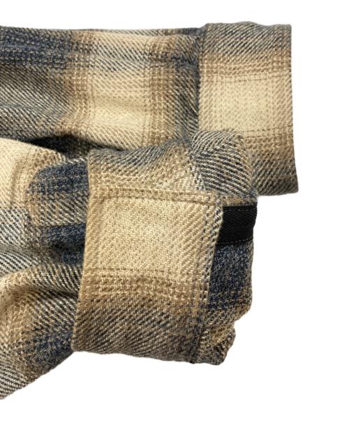 elephant TRIBAL fabrics（エレファントトライバルファブリックス）elephant TRIBAL fabrics (エレファントトライバルファブリックス) GATHER OMBRE CHECK BD SHIRT ベージュ サイズ:FREEの古着・服飾アイテム