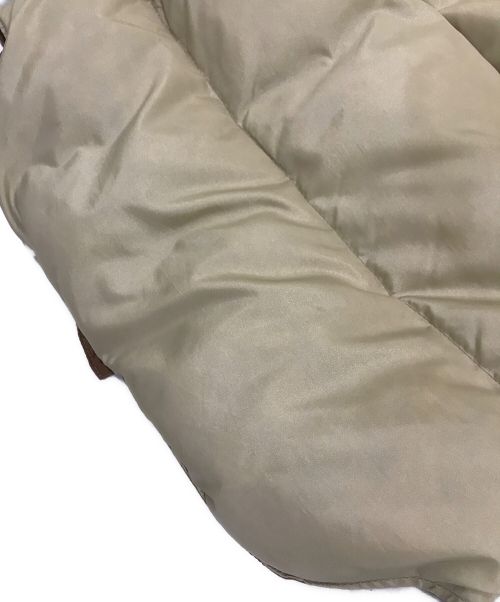 RockyMountainFeatherBed（ロッキーマウンテンフェザーベッド）RockyMountainFeatherBed (ロッキーマウンテンフェザーベッド) グースダウンベスト ブラウン サイズ:7/8の古着・服飾アイテム