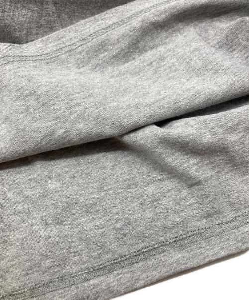 NUMBER (N)INE（ナンバーナイン）NUMBER (N)INE (ナンバーナイン) 穴あきエンブレムTEE グレー サイズ:3の古着・服飾アイテム