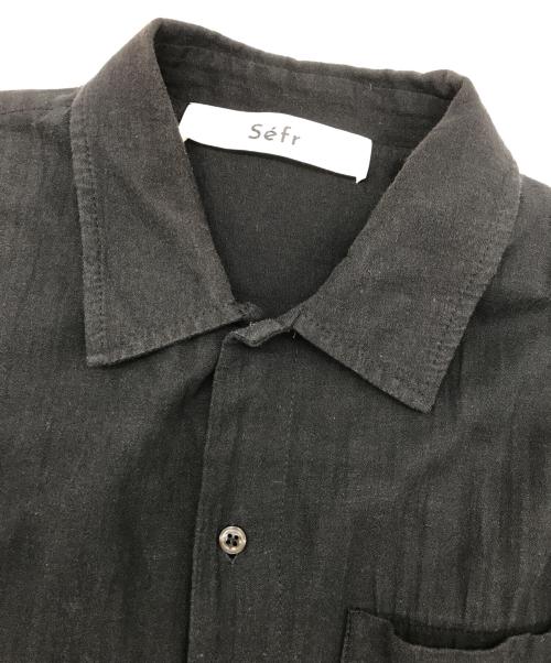 Sefr（セファ）Sefr (セファ) LEO SHIRT ブラック サイズ:Sの古着・服飾アイテム
