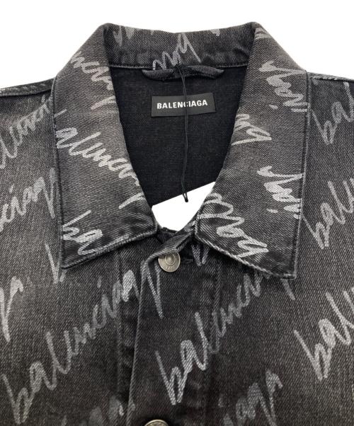 BALENCIAGA（バレンシアガ）BALENCIAGA (バレンシアガ) オールオーバーロゴデニムジャケット グレー サイズ:3の古着・服飾アイテム