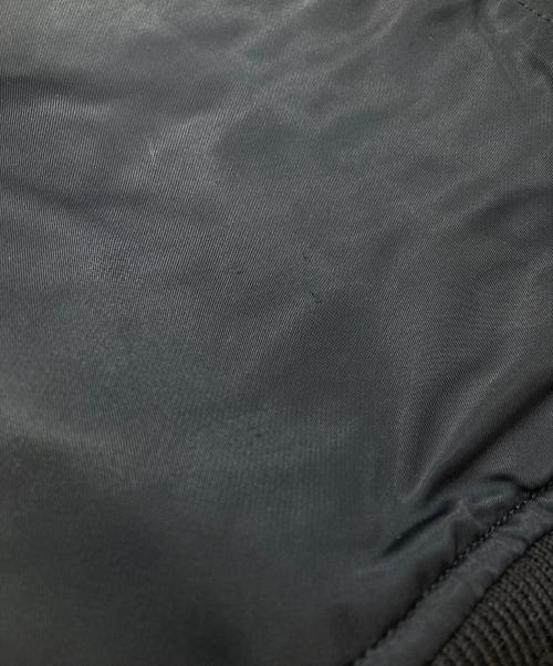 JOHN LAWRENCE SULLIVAN（ジョン ローレンス サリバン）JOHN LAWRENCE SULLIVAN (ジョン ローレンス サリバン) BACK FUR MA-1 ブラック サイズ:48の古着・服飾アイテム