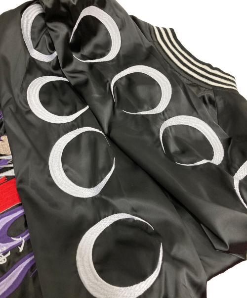 墓場の画廊（ハカバノガロウ）墓場の画廊 (ハカバノガロウ) KOF’98スカジャン ブラック サイズ:XLの古着・服飾アイテム