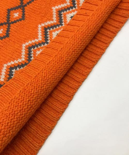 stussy（ステューシー）stussy (ステューシー) Roll V Neck Fairisle Sweater オレンジ サイズ:Mの古着・服飾アイテム