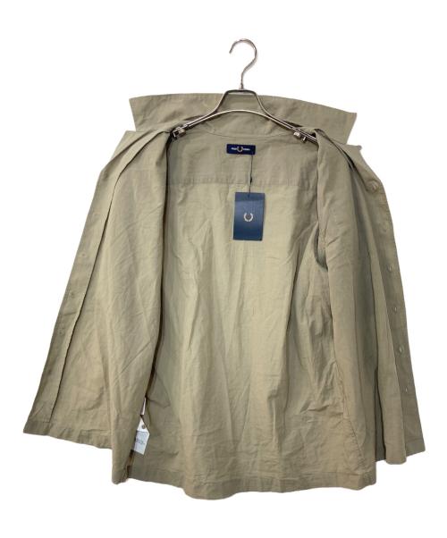 FRED PERRY（フレッドペリー）FRED PERRY (フレッドペリー) REVERE Open Collar SHIRTS カーキ サイズ:L 未使用品の古着・服飾アイテム