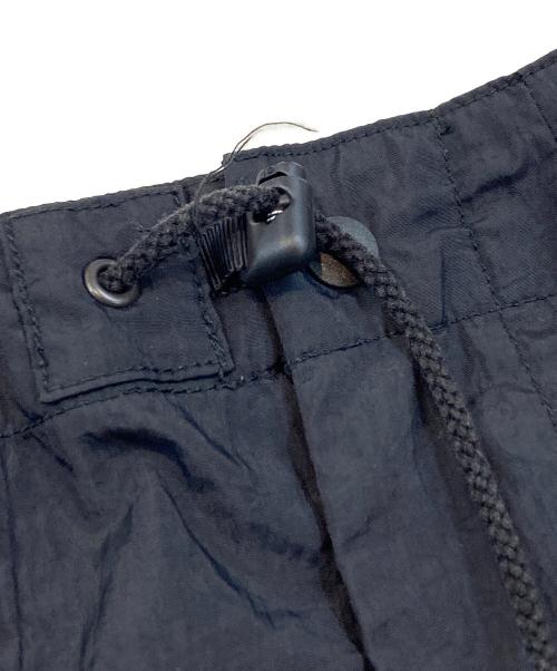 Needles（ニードルズ）Needles (ニードルズ) BEAMS別注 ヒザデルナイロンパンツ ブラック サイズ:Lの古着・服飾アイテム