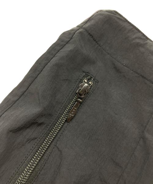 Needles（ニードルズ）Needles (ニードルズ) BEAMS別注 ヒザデルナイロンパンツ ブラック サイズ:Lの古着・服飾アイテム