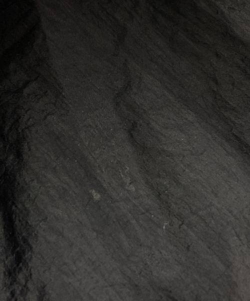 Needles（ニードルズ）Needles (ニードルズ) BEAMS別注 ヒザデルナイロンパンツ ブラック サイズ:Lの古着・服飾アイテム