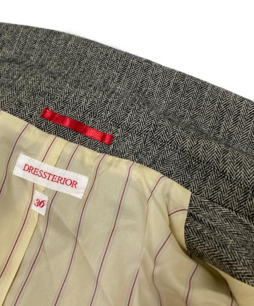 DRESSTERIOR（ドレステリア）DRESSTERIOR (ドレステリア) ヘリンボーンショートジャケット グレー サイズ:36の古着・服飾アイテム
