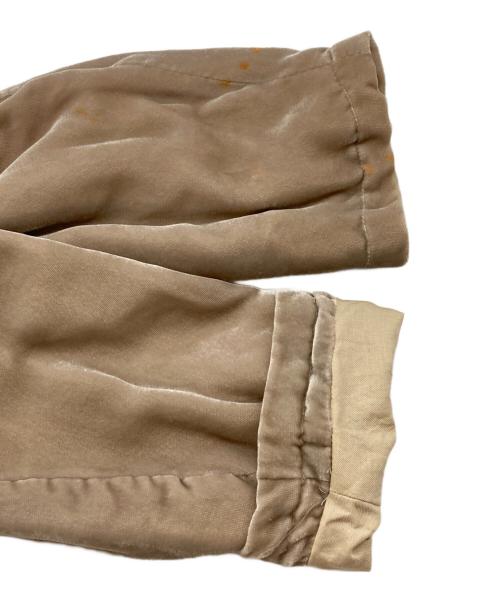 COMME des GARCONS HOMME PLUS（コムデギャルソンオムプリュス）COMME des GARCONS HOMME PLUS (コムデギャルソンオムプリュス) ベルベットテーラードジャケット ベージュ サイズ:Ｓの古着・服飾アイテム