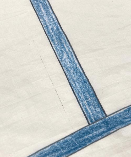 LEMAIRE（ルメール）LEMAIRE (ルメール) SILK SQUARE 60 BLUE CHAIR ベージュ×ブルーの古着・服飾アイテム