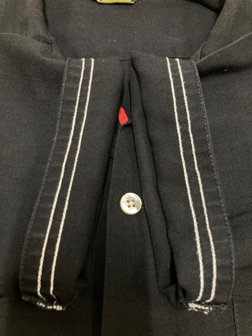 TENDERLOIN（テンダーロイン）TENDERLOIN (テンダーロイン) エンブロイダリーシャツ ブラック サイズ:Sの古着・服飾アイテム