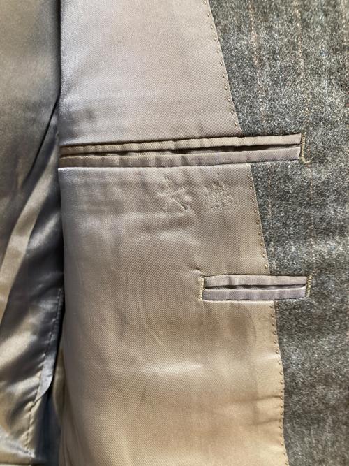 Yves Saint Laurent pour homme（イヴサンローラン プールオム）Yves Saint Laurent pour homme (イヴサンローラン プールオム) 2Bジャケット グレー サイズ:C100W96T175の古着・服飾アイテム