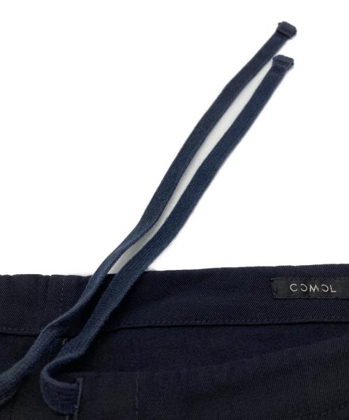 COMOLI（コモリ）COMOLI (コモリ) ウールギャバ ドローストリング パンツ ネイビー サイズ:2の古着・服飾アイテム