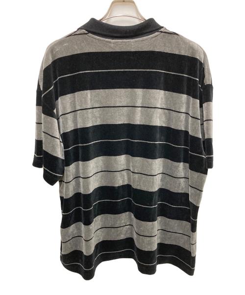 COOTIE PRODUCTIONS（クーティープロダクツ）COOTIE PRODUCTIONS (クーティープロダクツ) Velour Border S S Polo ブラック×グレー サイズ:Sの古着・服飾アイテム
