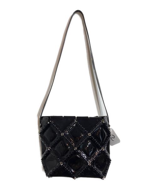 52 BY HIKARUMATSUMURA（ゴジュウニバイヒカルマツムラ）52 BY HIKARUMATSUMURA (ゴジュウニバイヒカルマツムラ) BOATパネルショルダーバッグ ブラックの古着・服飾アイテム