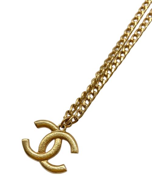 CHANEL（シャネル）CHANEL (シャネル) ココマークチェーンネックレス ゴールド×ピンクの古着・服飾アイテム