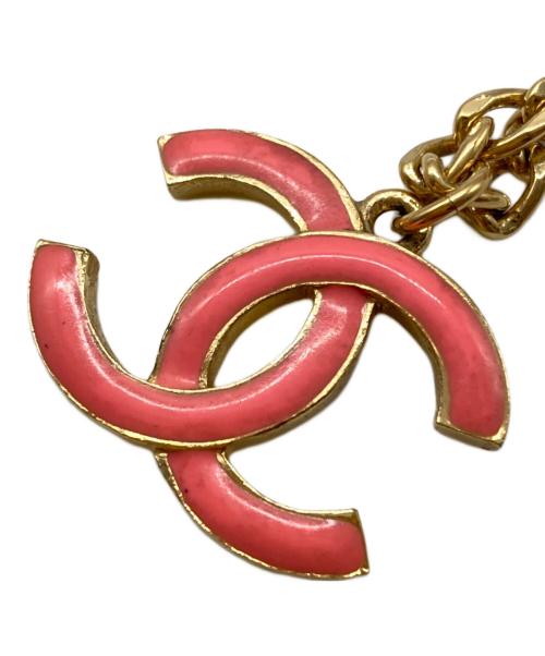 CHANEL（シャネル）CHANEL (シャネル) ココマークチェーンネックレス ゴールド×ピンクの古着・服飾アイテム