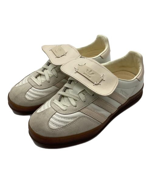 adidas（アディダス）adidas (アディダス) FOOT INDUSTRY (フットインダストリー) Gazelle Indoor / ローカットスニーカー ベージュ×ホワイト サイズ:23.5の古着・服飾アイテム