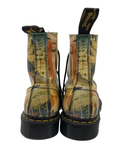 Dr.Martens（ドクターマーチン）Dr.Martens (ドクターマーチン) PASCALアートブーツ ベージュ サイズ:EU42の古着・服飾アイテム