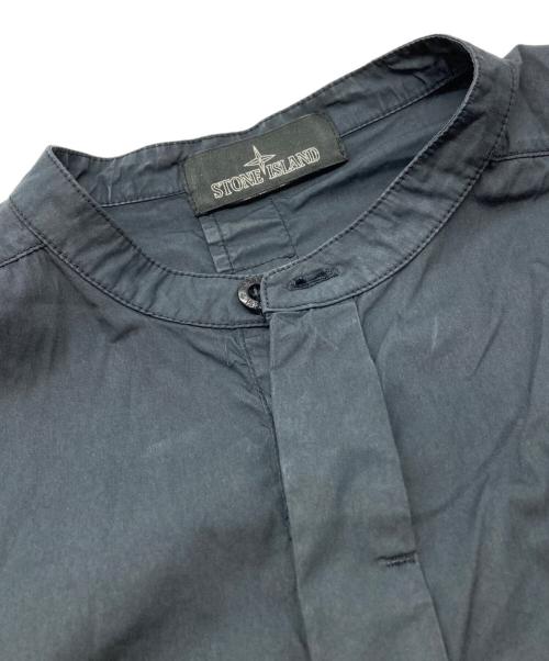STONE ISLAND SHADOW PROJECT（ストーンアイランド シャドウプロジェクト）STONE ISLAND SHADOW PROJECT (ストーンアイランド シャドウプロジェクト) プルオーバーバンドカラーシャツ ブラック サイズ:Mの古着・服飾アイテム