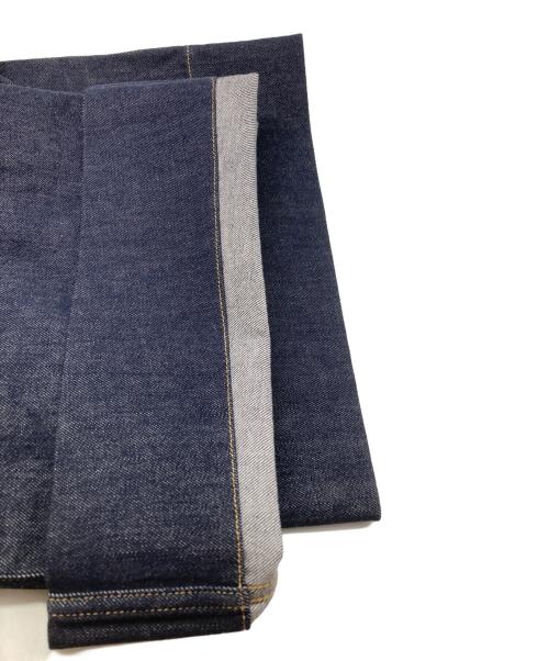 cygne（シーニュ）cygne (シーニュ) タックワイドデニムパンツ インディゴ サイズ:0Tの古着・服飾アイテム