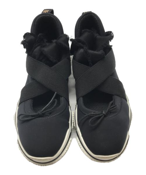 RED VALENTINO（レッドヴァレンティノ）RED VALENTINO (レッドヴァレンティノ) バレエレースアップスニーカー ブラック サイズ:36の古着・服飾アイテム