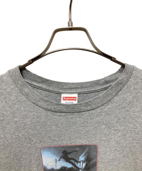 SUPREME（シュプリーム）Supreme (シュプリーム) Shadow Tee グレー サイズ:Lの古着・服飾アイテム