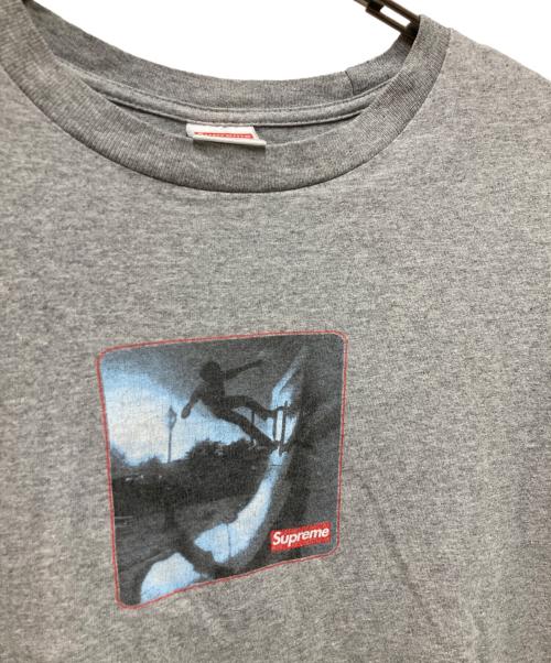 SUPREME（シュプリーム）Supreme (シュプリーム) Shadow Tee グレー サイズ:Lの古着・服飾アイテム