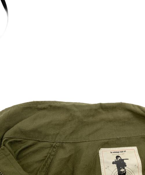 BAPE BY A BATHING APE（ベイプバイアベイシングエイプ）BAPE BY A BATHING APE (ベイプバイアベイシングエイプ) ジップアップシャツ オリーブ サイズ:Lの古着・服飾アイテム