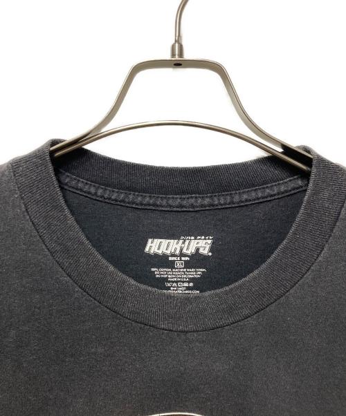 HOOK-UPS（フックアップス）HOOK-UPS (フックアップス) プリントTシャツ ブラック サイズ:XLの古着・服飾アイテム