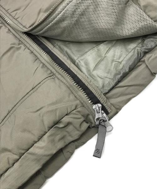 BEYOND（ビヨンド）BEYOND (ビヨンド) CLOTHING LEVEL 7 Primaloft Jacket オリーブ サイズ:XSの古着・服飾アイテム