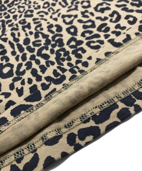 SUPREME（シュプリーム）Supreme (シュプリーム) SMALL BOX L/S TEE LEOPARD ベージュ サイズ:Lの古着・服飾アイテム