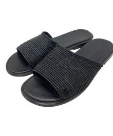 Manolo Blahnik（マノロブラニク）の古着「フラットサンダル」｜ブラック