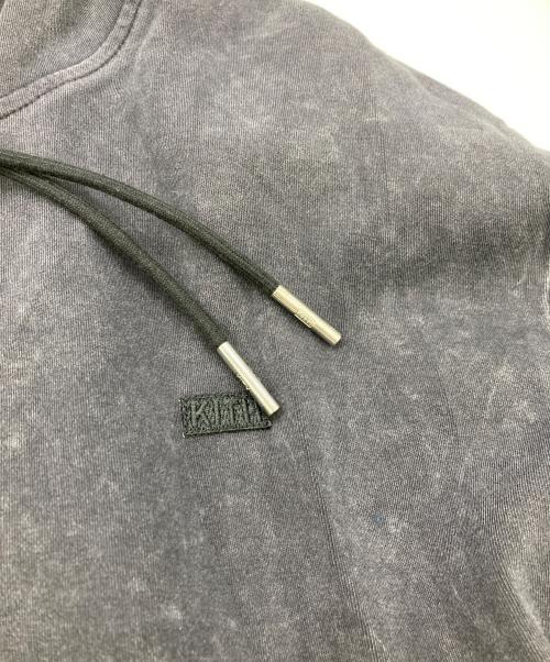KITH（キス）KITH (キス) スモールロゴオーバーダイパーカー ブラック サイズ:Ｍの古着・服飾アイテム