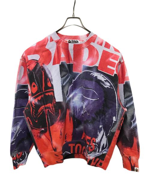 A BATHING APE（ア ベイシング エイプ）A BATHING APE (ア ベイシング エイプ) OVERPRINT RELAX FIT CREWNECK SWEATSHIRT レッド×パープル サイズ:Mの古着・服飾アイテム