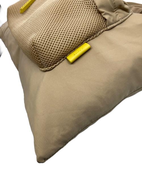 STORY.（ストーリー）story. (ストーリー) トライアングルバッグ ベージュの古着・服飾アイテム